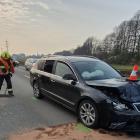 Při střetu osobního automobilu s dodávkou byly zraněny tři osoby