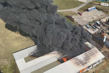 Požár v průmyslovém areálu v Otrokovicích