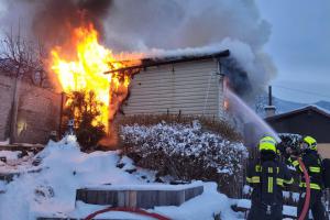 Požár chaty v Brné na Ústecku