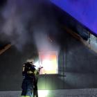 Hasiči likvidovali požár střechy rodinného domu v obci Kozly