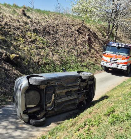 Při dopravní nehodě v obci Brumov-Bylnice došlo ke zranění