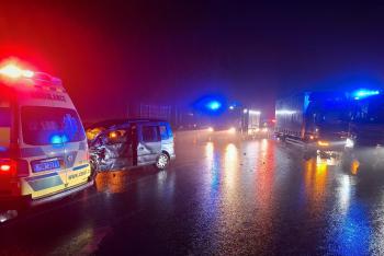 Na silnici I/44 u Zábřeha došlo k tragické nehodě nákladního a osobního vozidla